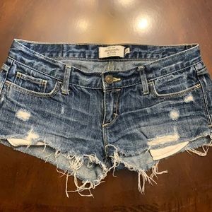 Low-waisted Distressed Jean Shorts